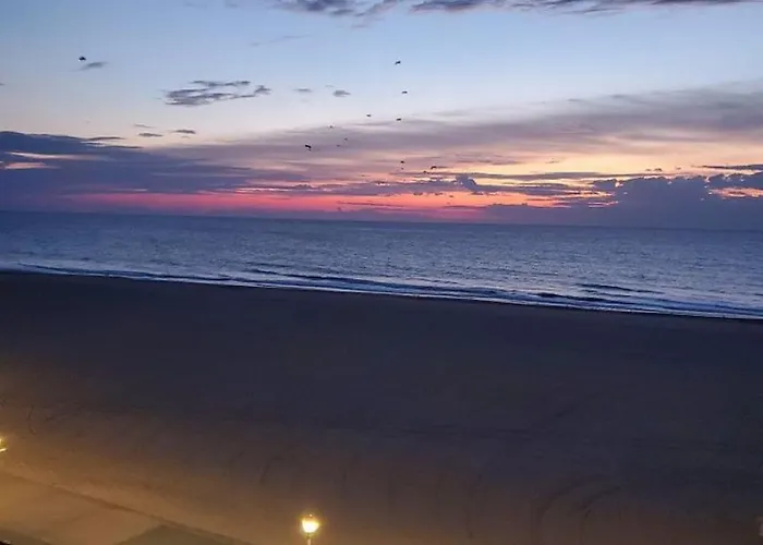 Apartment Oceanfront With Balcony, Pool, Parking And Ocean City